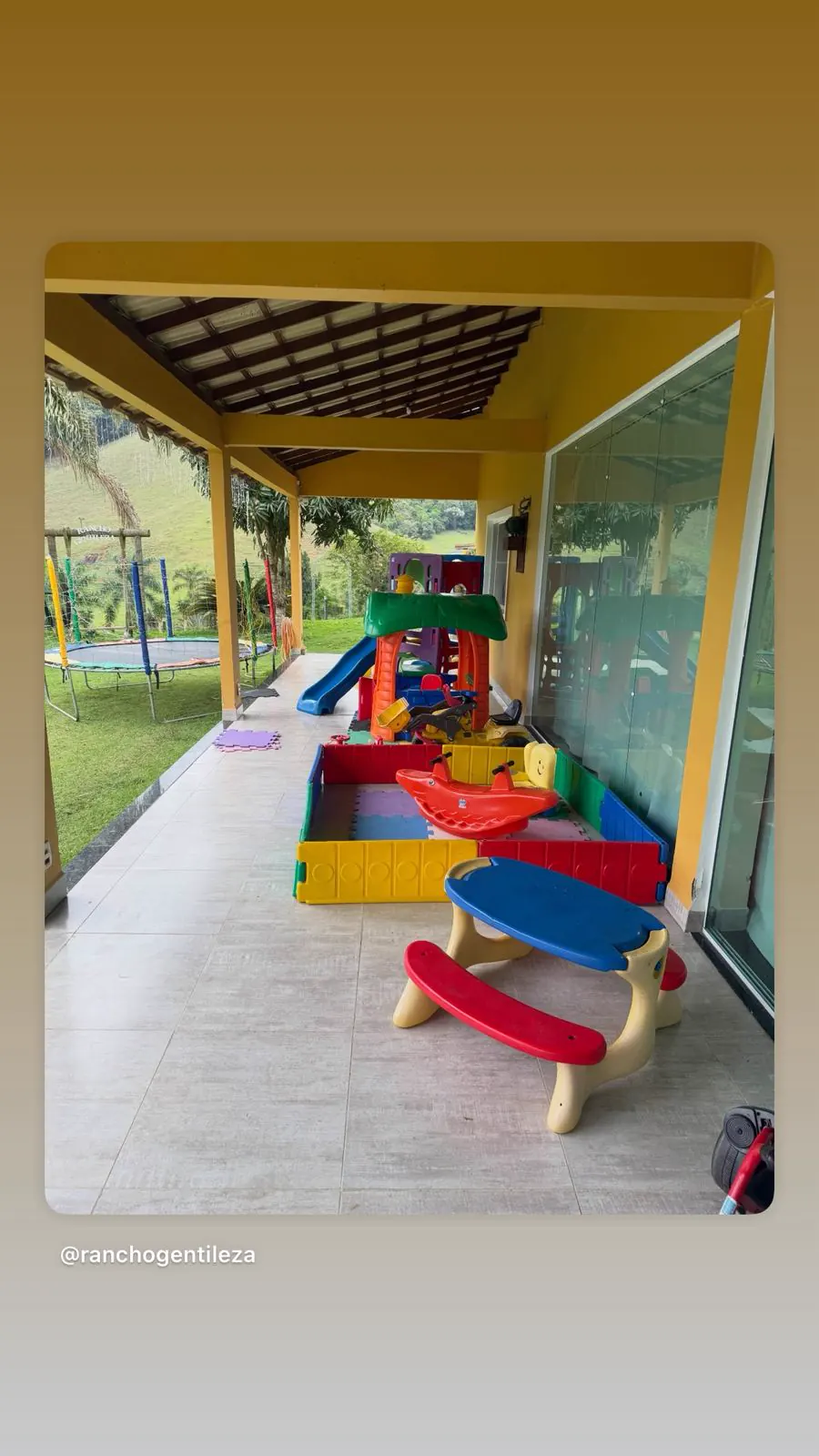 Área kids 1
